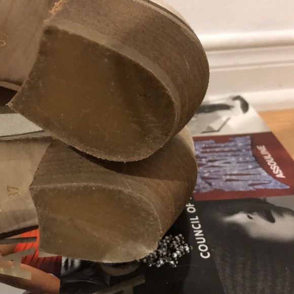 Cream Suede Western Ankle Booties with Tan Heart Accent - Picture 7 of 8